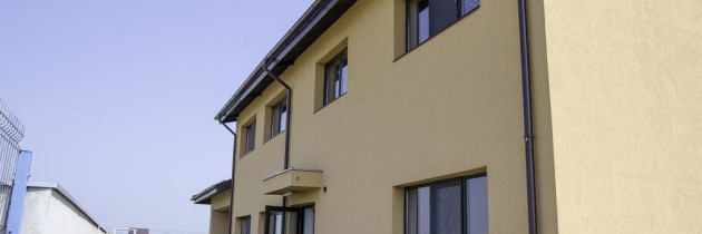 Singur pe lume, singur acasă, cît de singur?